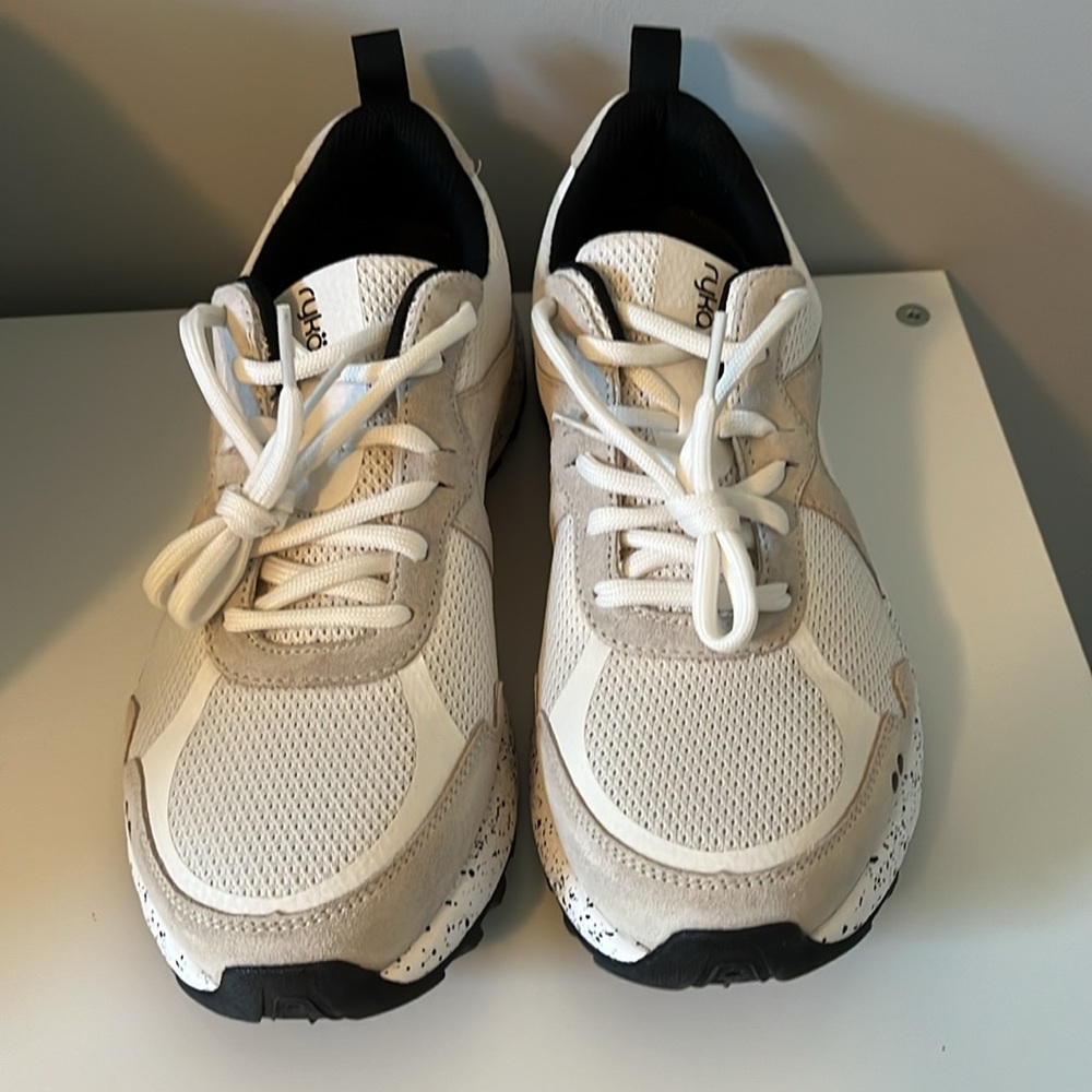 Ryka Kara Women’s Athletic Shoes - Picture 2 of 5